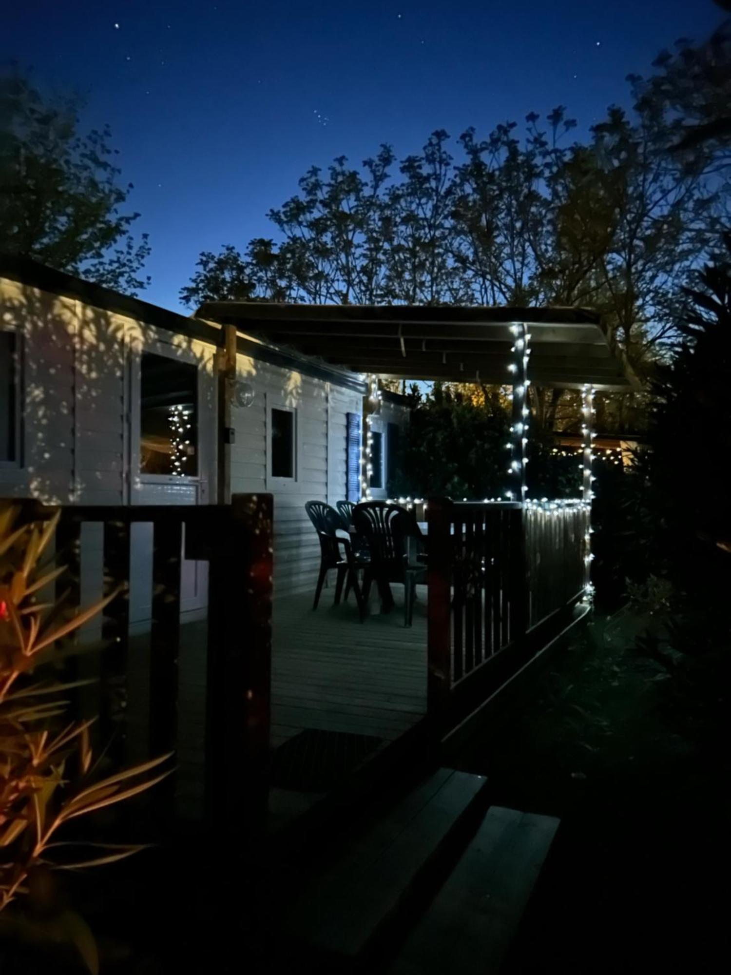 Mobil-Home Au Pied Du Luberon La Roque-d'Antheron Dış mekan fotoğraf